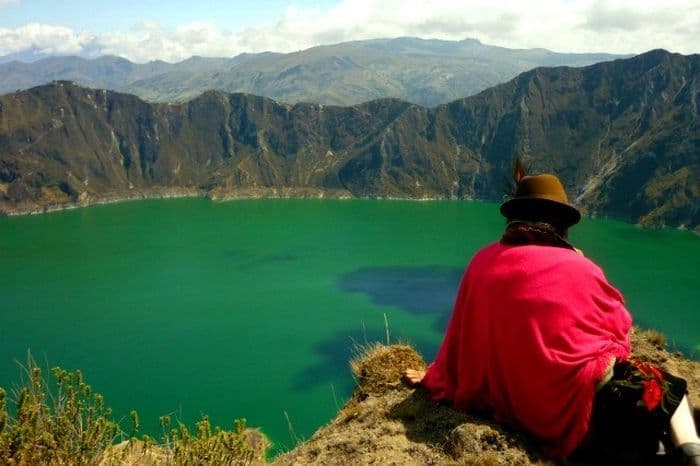 Point de vue sur la lagune Quilotoa